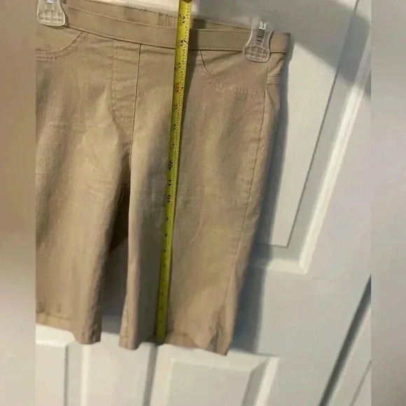Women’s Khaki Stretch‎ Chino Shorts Size Small - Picture 5 of 6
